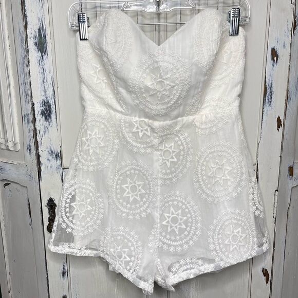 Stone Cold Fox Off White Folsom Jumper Romper Size 2 - Picture 16 of 16